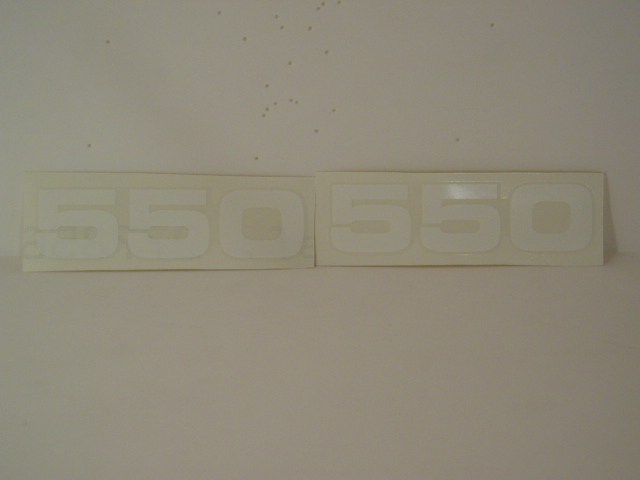 Yamaha 550 etichette bianco